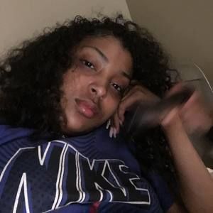 Meet your Posher, Melony